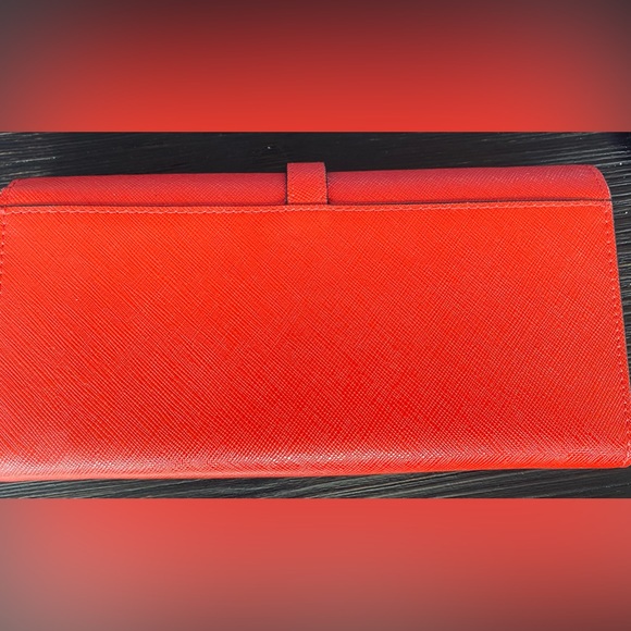 Women Callaghan tri-fold cowhide split leather wine red and creamy white clutch - Picture 11 of 12